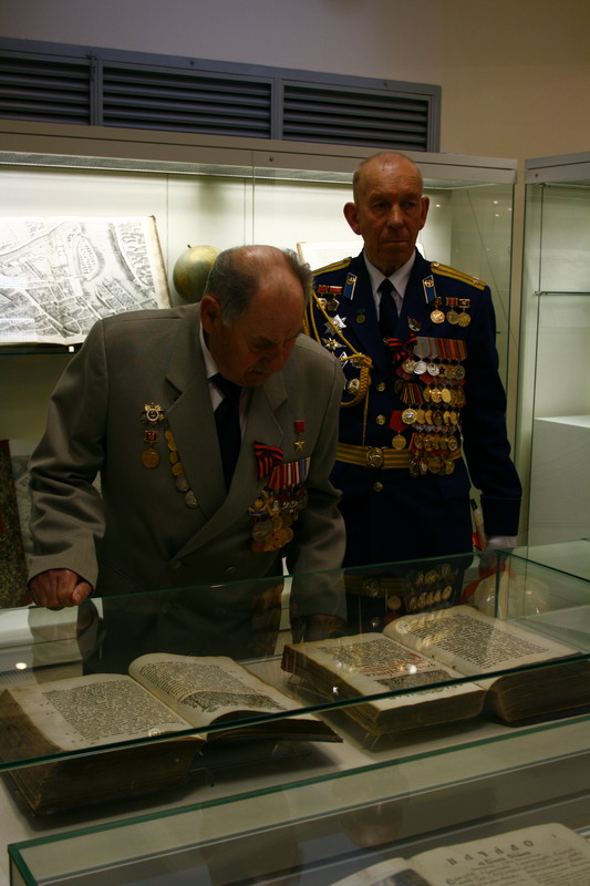 Veterans of the Great Patriotic War visit the Library