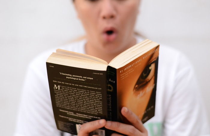 Почему чтение вслух полезнее, чем про себя