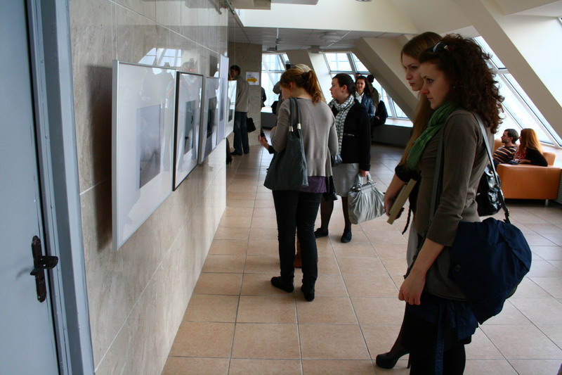 Photo exhibition “Parallels” opens at the Library