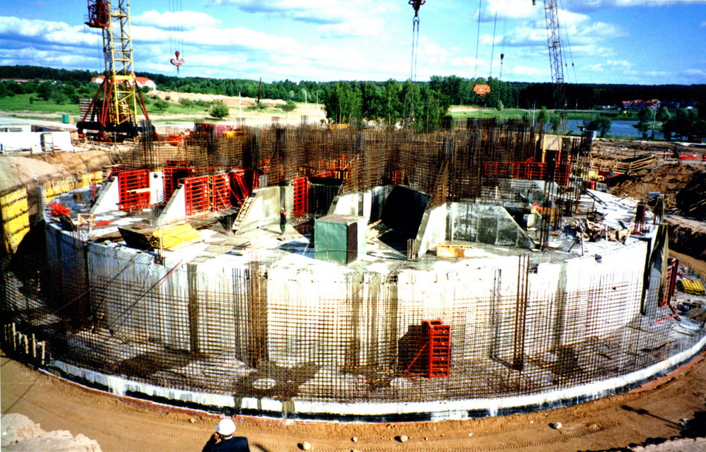 Chronicle of construction. 2003 year