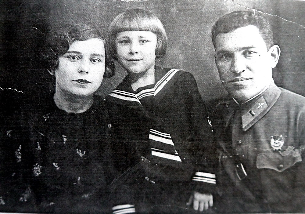 «Память сердца»: воспоминания дочери  легендарного  лётчика Василия Лукина