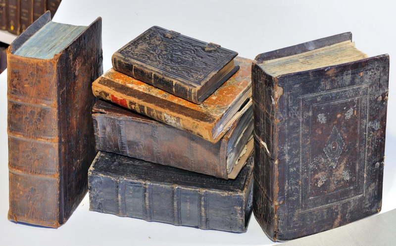 Фонд библиотеки пополнят ценные могилёвские издания XVIIІ века