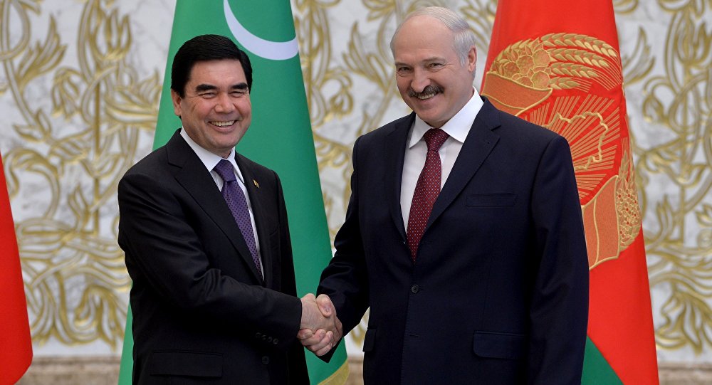 Президент Туркменистана написал новую книгу