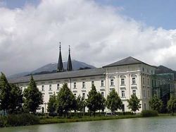 В Австрии отреставрировали крупнейшую монастырскую библиотеку